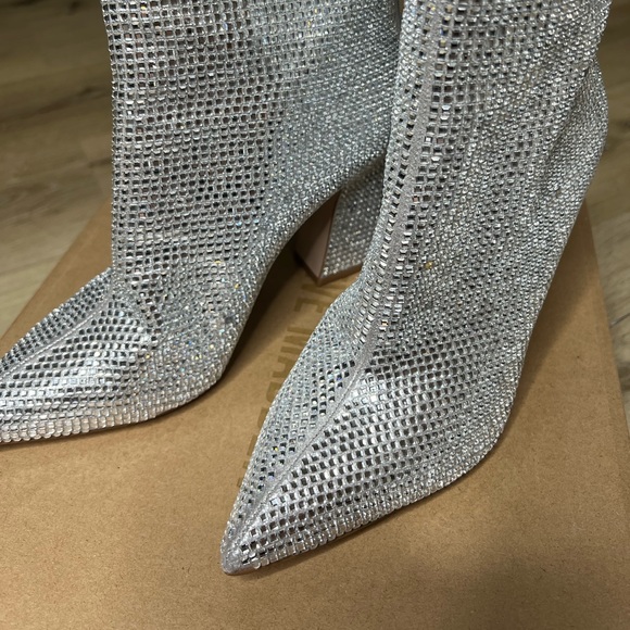 Steve Madden sasa rhinestone boot - Picture 4 of 8